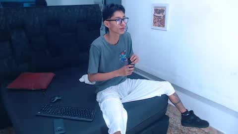 Snapshot of daniel_delux_ chatting on 10.07.25 Daniel Delux online show from 10.07.25
