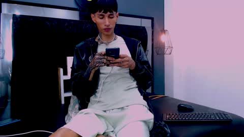 Daniel Delux  online show from 11.20.25