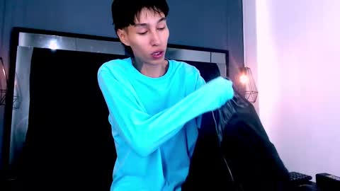 Daniel Delux  online show from 11.21.25