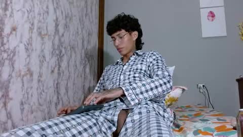 daniel_deluxx online show from 04.13.26