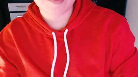 Snapshot of daniel_ruis16 chatting on 11.23.25 daniel_ruis16 online show from 11.23.25