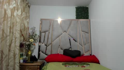 Daniela online show from 04.06.26