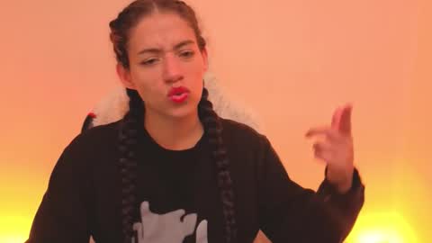 daniela_rivasthl online show from 03.26.26