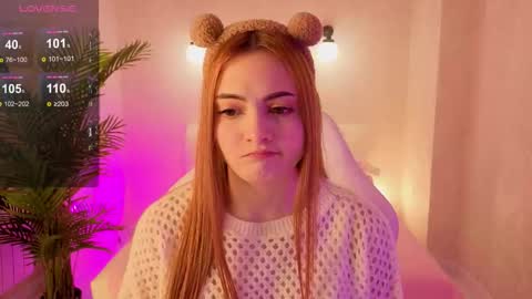 Snapshot of daniela_saules chatting on 11.15.25 Daniela online show from 11.15.25