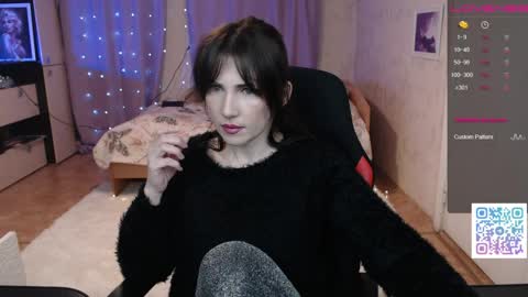 Daniela Cooper online show from 04.01.26