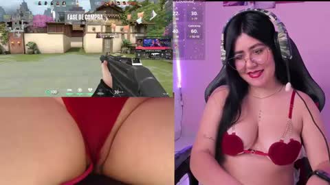Snapshot of danielamendez__ chatting on 02.24.25 Dani online show from 02.24.25