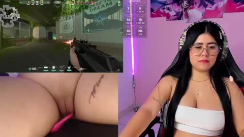 Snapshot of danielamendez__ chatting on 03.10.25 Dani online show from 03.10.25