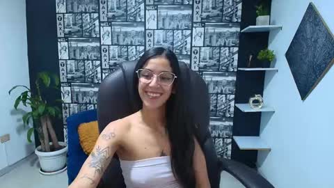 danielamonroe online show from 01.15.26
