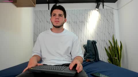 Snapshot of danielclarton chatting on 12.14.24 DANIEL online show from 12.14.24