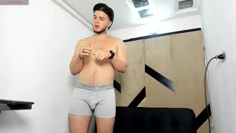 Snapshot of danielclarton chatting on 02.21.25 DANIEL online show from 02.21.25