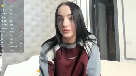 Mia online show from 12.20.25