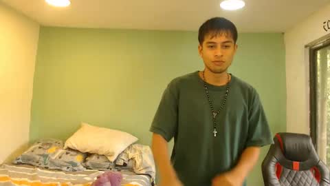 danielitopapii online show from 04.15.26