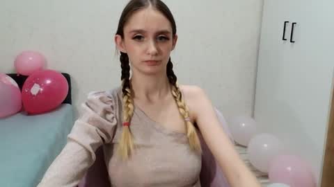Snapshot of daniella_martin chatting on 12.03.24 Daniella Martin online show from 12.03.24