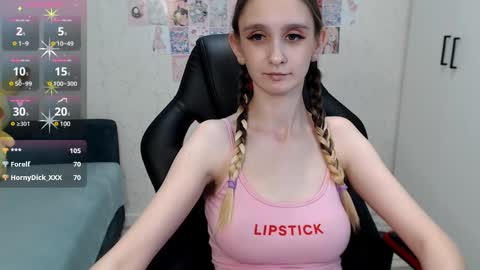 Snapshot of daniella_martin chatting on 02.26.25 Daniella Martin online show from 02.26.25