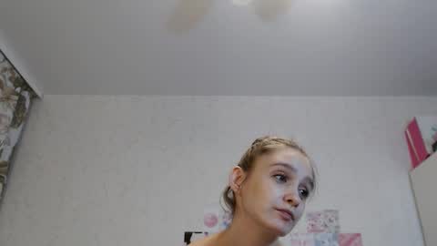 Snapshot of daniella_martin chatting on 10.08.25 Daniella Martin online show from 10.08.25