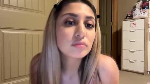 daniellarae1 online show from 02.22.26