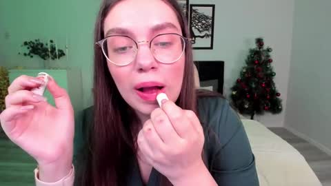 Snapshot of daniellasweet20 chatting on 12.17.24 Daniella online show from 12.17.24