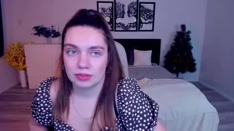 Snapshot of daniellasweet20 chatting on 01.14.25 Daniella online show from 01.14.25