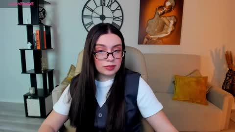 Snapshot of daniellasweet20 chatting on 03.11.25 Daniella online show from 03.11.25