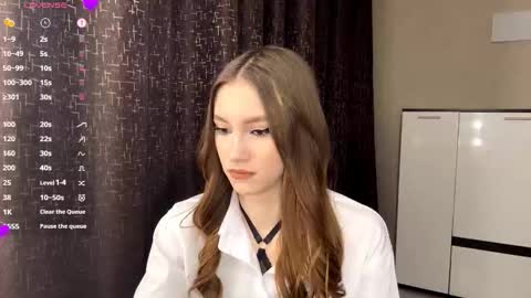 Snapshot of daniellecorra chatting on 02.27.26 Trisha wanna play Meow online show from 02.27.26