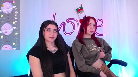 Snapshot of daniellerose_ chatting on 12.13.24 Danielle Rose online show from 12.13.24