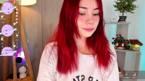 Snapshot of daniellerose_ chatting on 12.18.24 Danielle Rose online show from 12.18.24