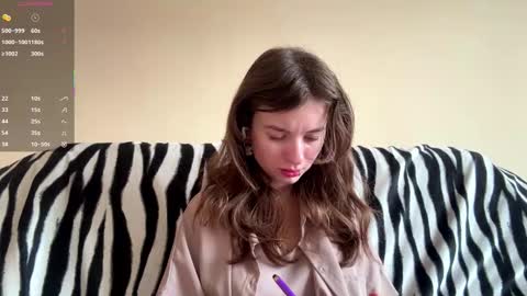 Snapshot of daniellevaulet chatting on 12.14.25 Mia online show from 12.14.25