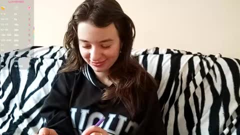 Snapshot of daniellevaulet chatting on 12.15.25 Mia online show from 12.15.25