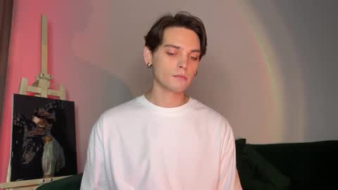 Snapshot of danieltuckerr chatting on 11.29.25 danieltuckerr online show from 11.29.25