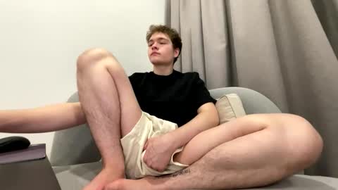 Snapshot of danielxfun chatting on 04.28.26 Daniel online show from 04.28.26