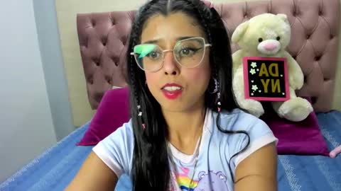 DaniiBelluci  online show from 02.14.25