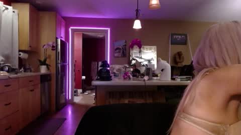 DanikaWhite69 online show from 10.20.25