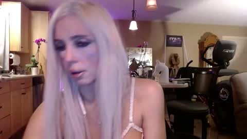 DanikaWhite69 online show from 01.09.26