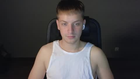 Snapshot of danila_trezzini chatting on 05.29.26 danila online show from 05.29.26