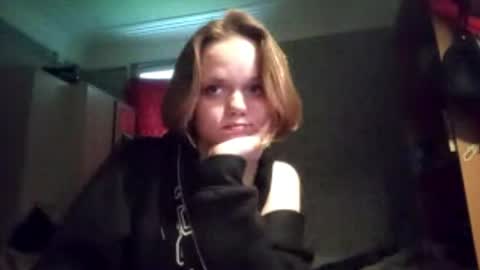Adell online show from 06.03.26