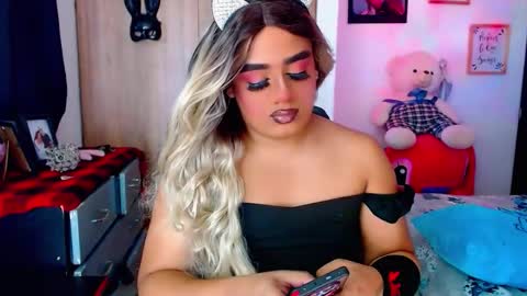 danipein online show from 11.23.25