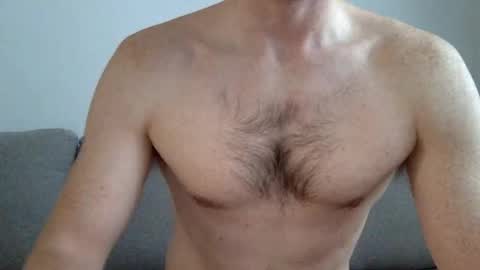 Snapshot of danishguysdicks chatting on 09.26.25 Buzzy online show from 09.26.25