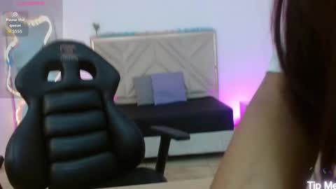 Danivilix Tay online show from 09.30.25