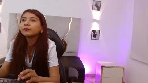 Danivilix Tay online show from 10.06.25