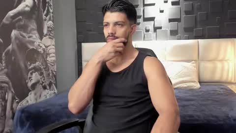 Dann saenz online show from 01.12.25