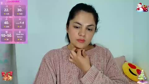 Snapshot of danna_1111 chatting on 11.05.25 danna online show from 11.05.25