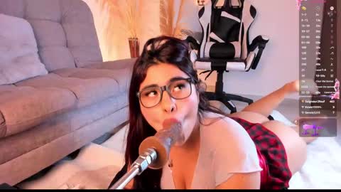 Snapshot of danna_adams1 chatting on 02.12.25 danna_adams1 online show from 02.12.25