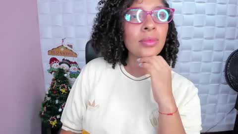 Snapshot of danna_berry chatting on 12.15.24 DannaBerry online show from 12.15.24