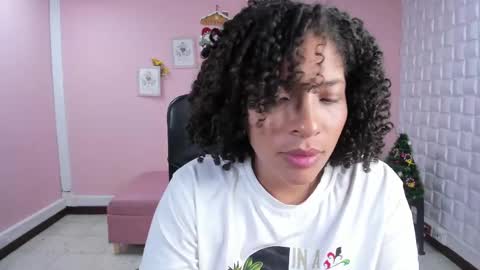 Snapshot of danna_berry chatting on 12.23.24 DannaBerry online show from 12.23.24