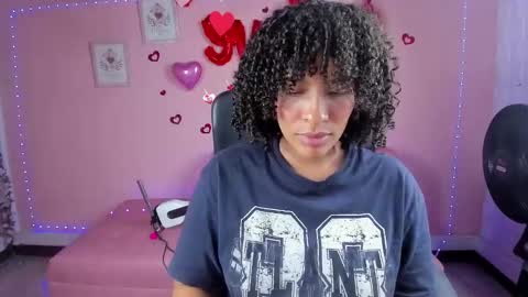 Snapshot of danna_berry chatting on 02.19.25 DannaBerry online show from 02.19.25