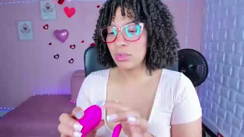 Snapshot of danna_berry chatting on 03.06.25 DannaBerry online show from 03.06.25