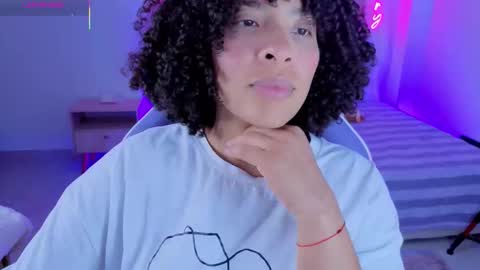 Snapshot of danna_berry chatting on 11.18.25 DannaBerry online show from 11.18.25