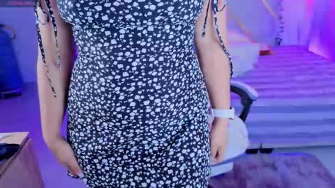 Snapshot of danna_berry chatting on 11.20.25 DannaBerry online show from 11.20.25