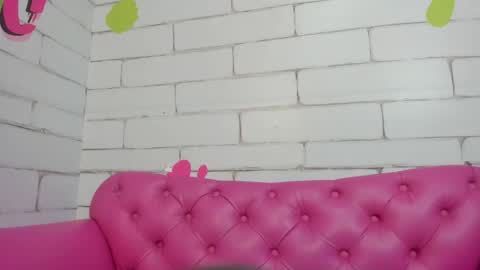 Snapshot of danna_greyyy chatting on 04.15.26 Danna Greyyy online show from 04.15.26