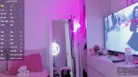 Snapshot of danna_rhodesx chatting on 07.22.26 Danna Rhodes online show from 07.22.26